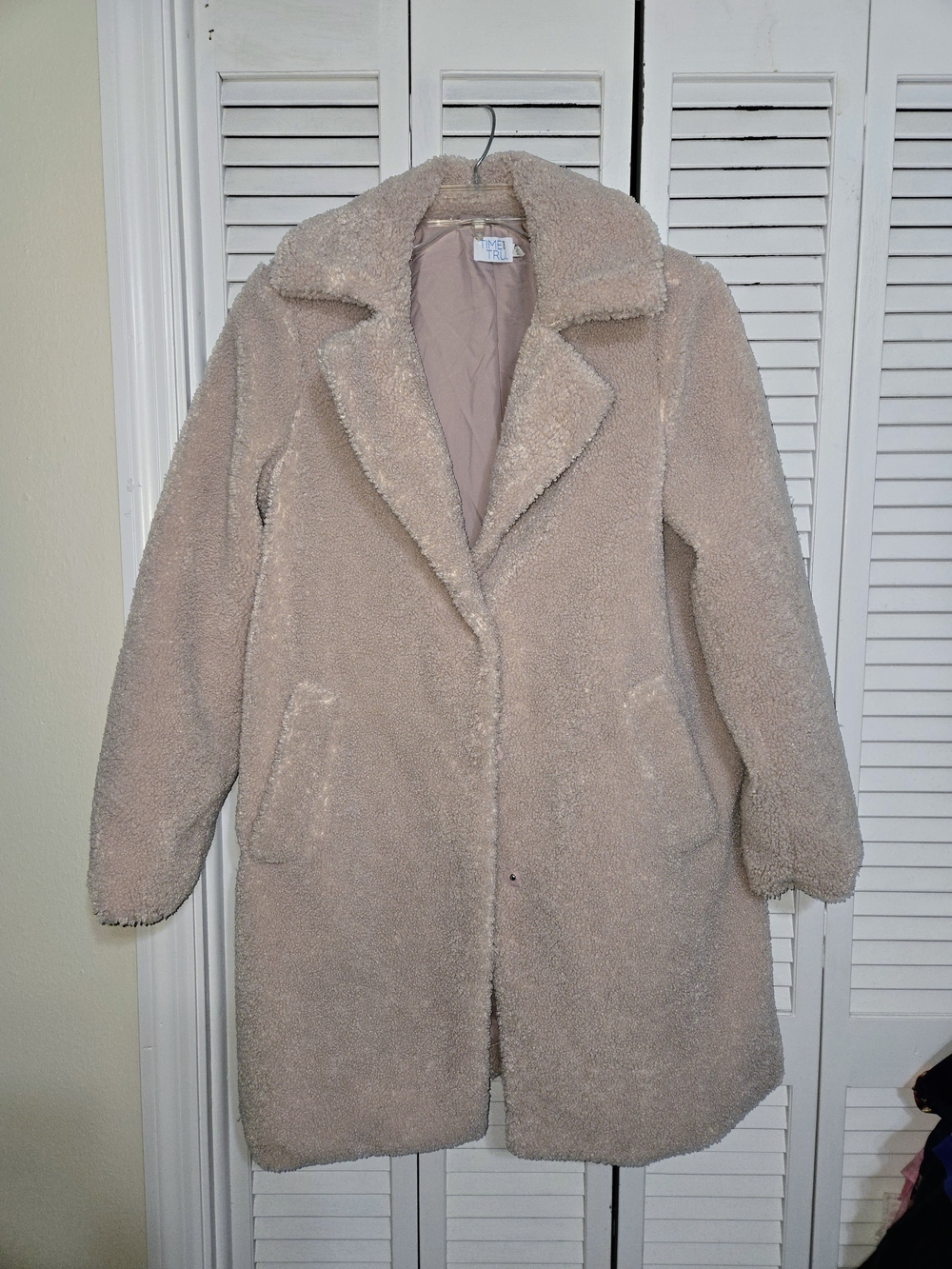 Time and Tru Women’s L Plush Teddy Coat in Light Pink